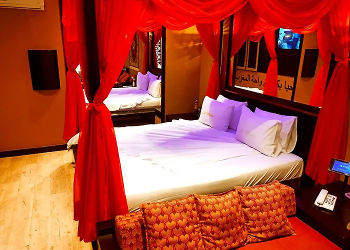 Motel Le Monde (Adults Only)