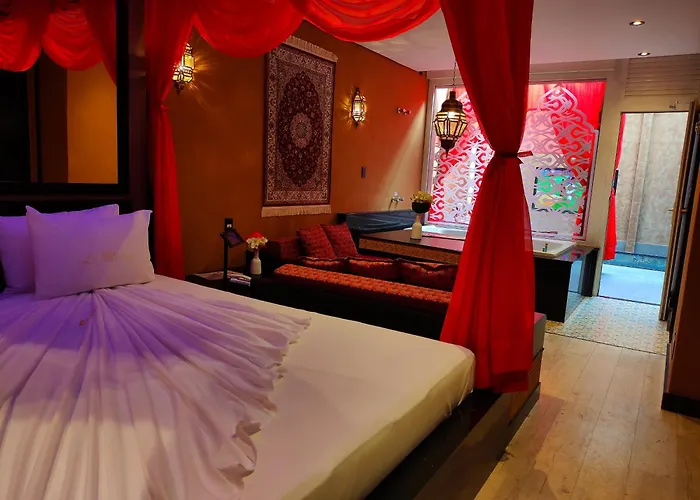 Motel Le Monde (Adults Only)
