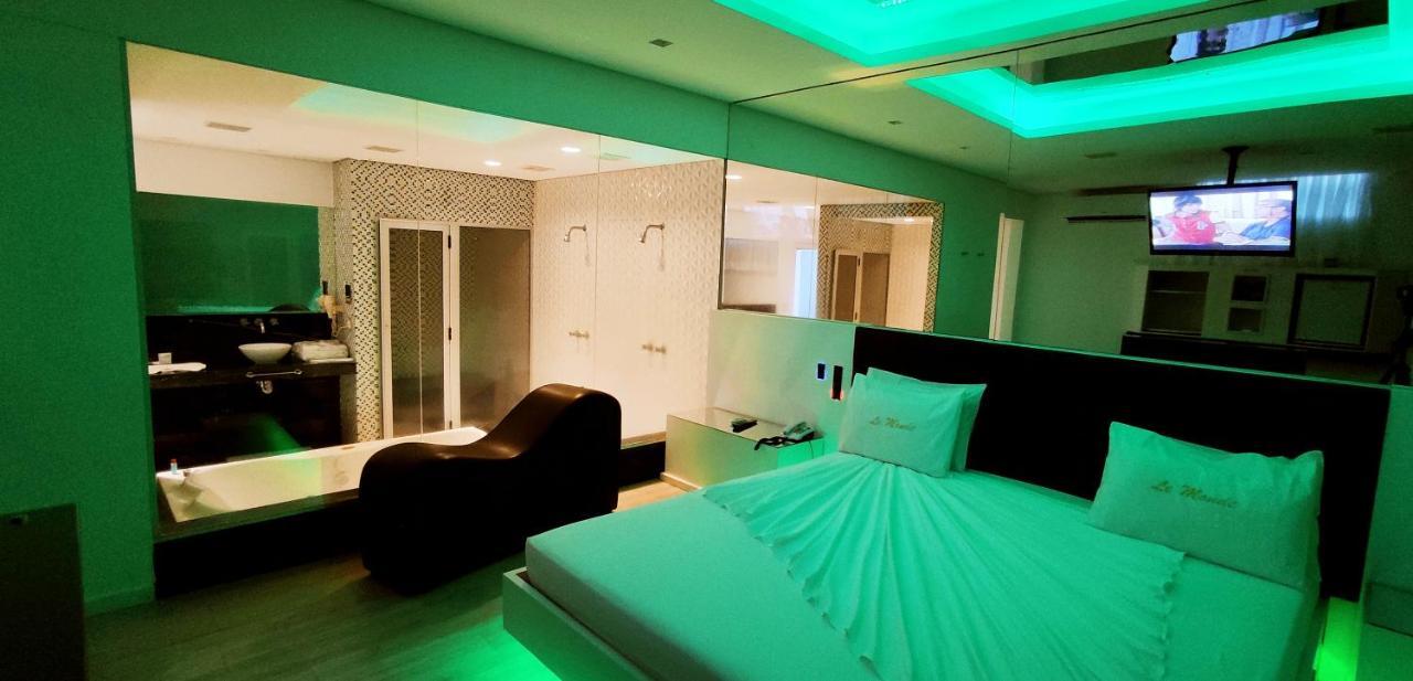 Love hotel Le Monde (adults Only)
