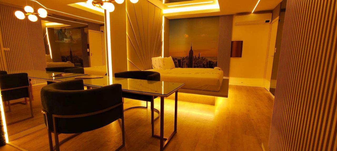 Le Monde (adults Only) Love hotel 2*