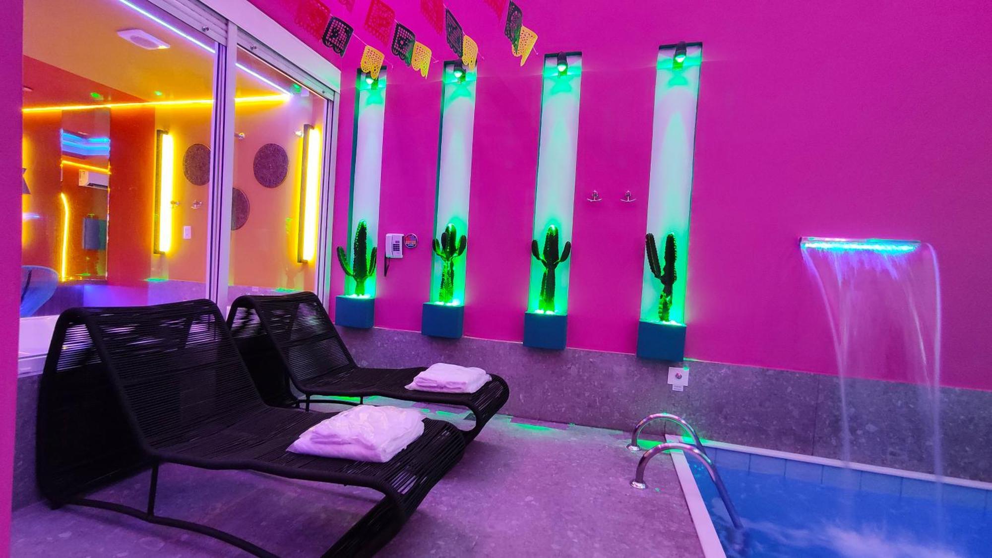 Le Monde (adults Only) Love hotel